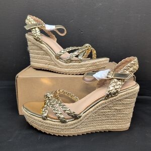 Women Braided Knot Platform Sandals US 8.5 Gold